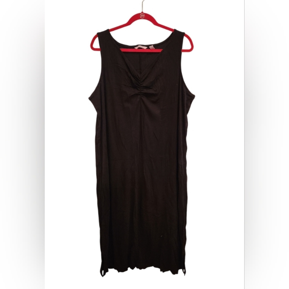 Chic Black Sleeveless Dress